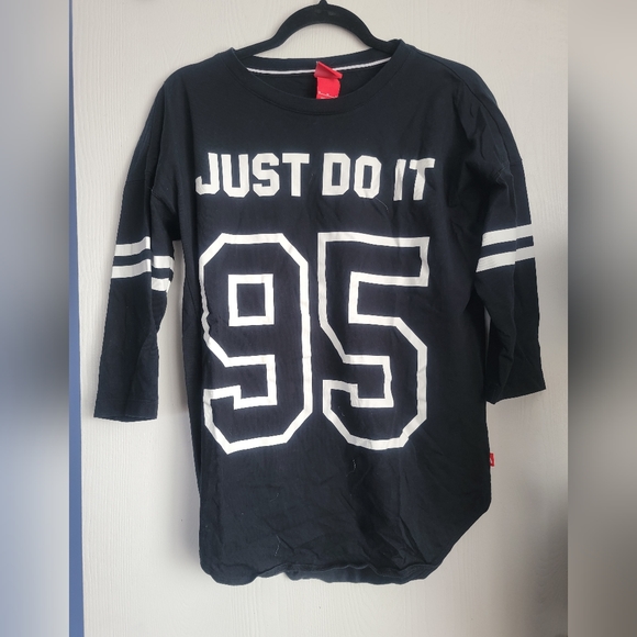 Nike Vintage Style Shirt - Picture 4 of 6